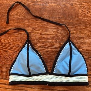 Target Triangle women’s swimsuit top, size medium